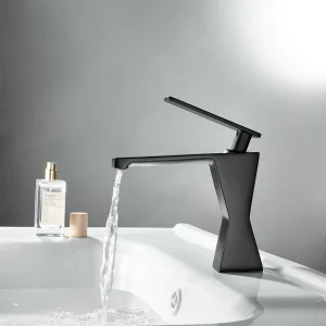 Robinet de centre commercial d’eau chaude et froide à poignée unique, grue de ark montée sur le pont, noyau en laiton moderne Robinet de centre commercial d’eau chaude et froide à poignée unique, grue de ark montée sur le pont, noyau en laiton moderne