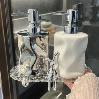 Distributeur de savon de luxe léger avec pompe