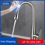 Robinets de cuisine tactiles intelligents avec mitigeur d&rsquo;évier de cuisine chaud et froid extractible, robinet mitigeur de cuisine tactile à capteur en acier inoxydable