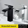 Lavabo de salle de bains de style cascade – vue 2