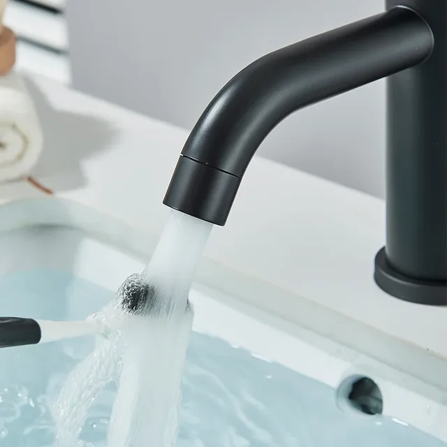 Robinet de lavabo de salle de bains noir mat – vue 5