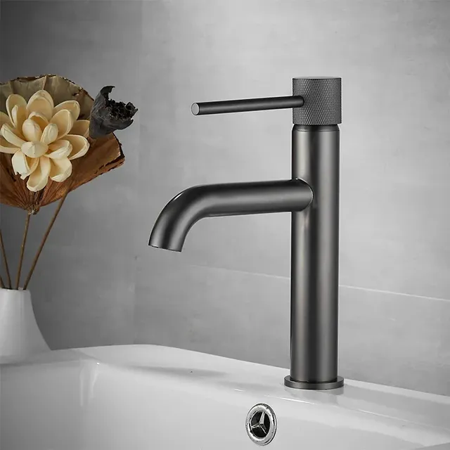 Robinet de lavabo en or brossé – vue 5
