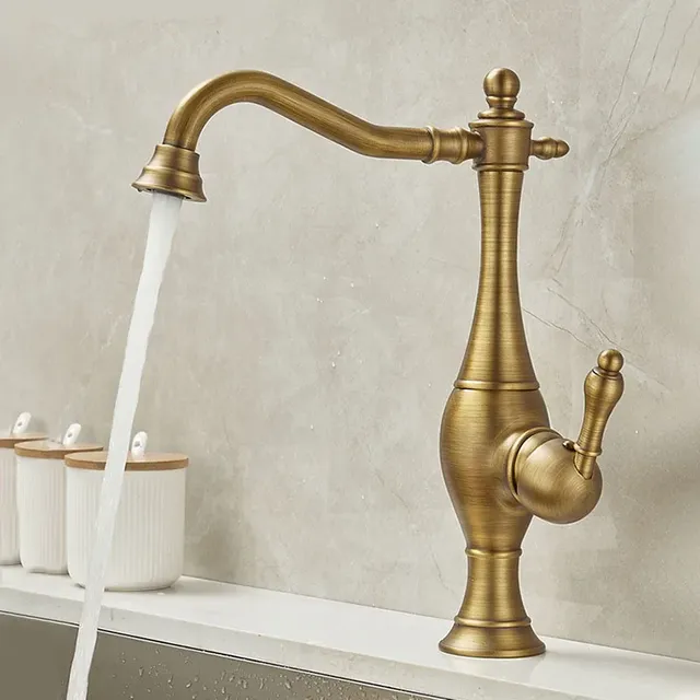 Robinet de cuisine en laiton antique – vue 2