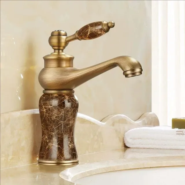 Robinet de lavabo de salle de bains de luxe en or Rose – vue 4