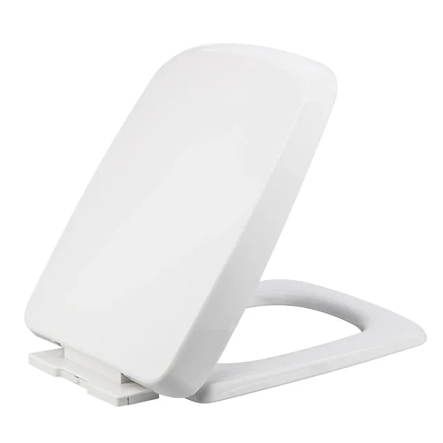 Siège de toilette en forme de D – vue 2