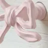 Poignée de porte en métal avec nœud papillon rose – vue 6