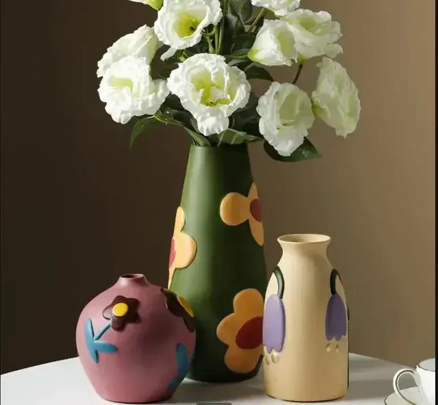 Vase à fleurs en céramique