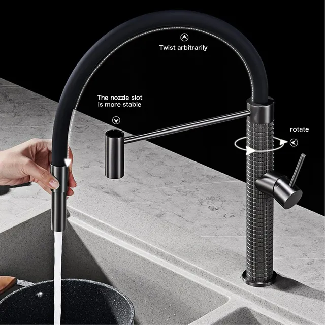 Robinet de cuisine de luxe en laiton brossé doré – vue 4