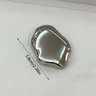 Miroir de maquillage portatif en forme de coeur – vue 2