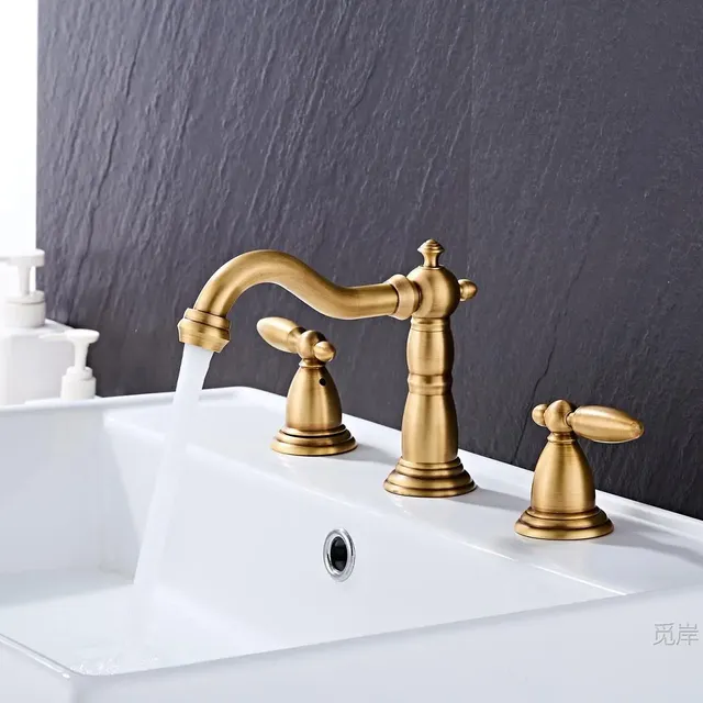 Robinet d'eau chaude et froide de luxe – vue 2