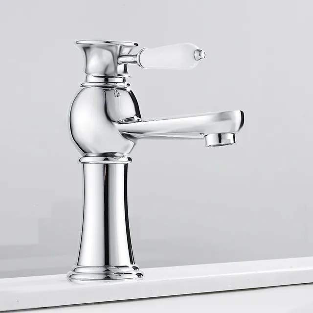 Robinet mitigeur de lavabo de comptoir – vue 2