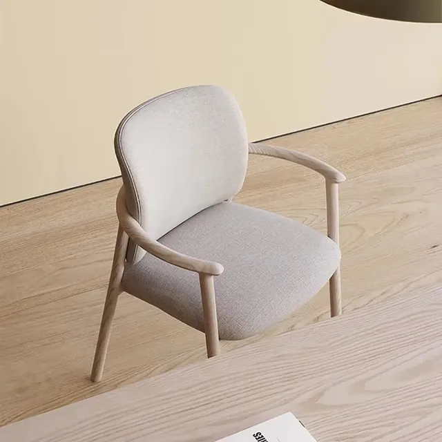 Chaise scandinave minimaliste rembourrée tissu beige…