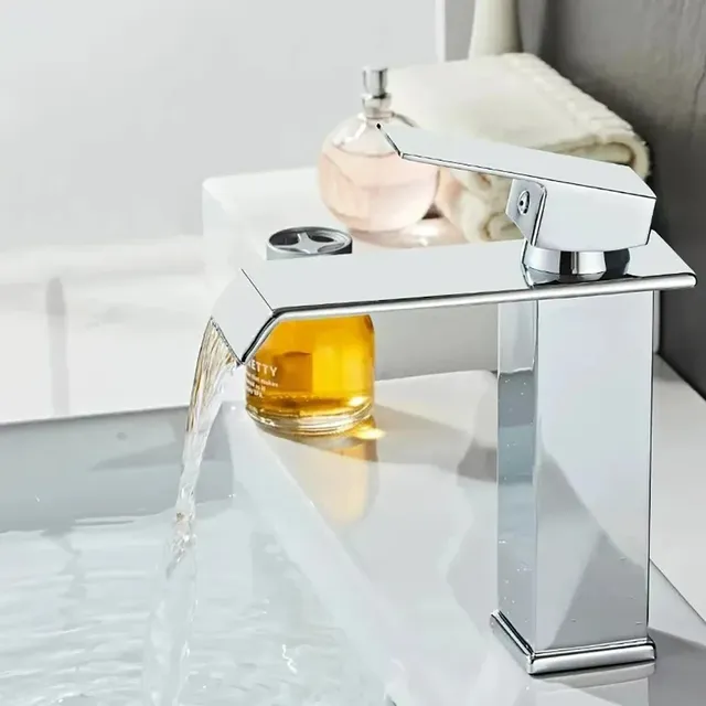 Cascade noire robinet chaud et froid lavabo comptoir… – vue 4