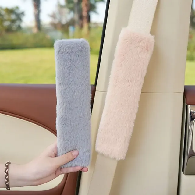 Housse de ceinture de sécurité de voiture en peluche douce – vue 5