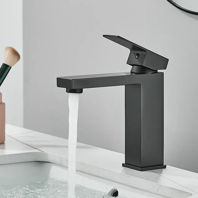Robinet de salle de bains en acier inoxydable – vue 3