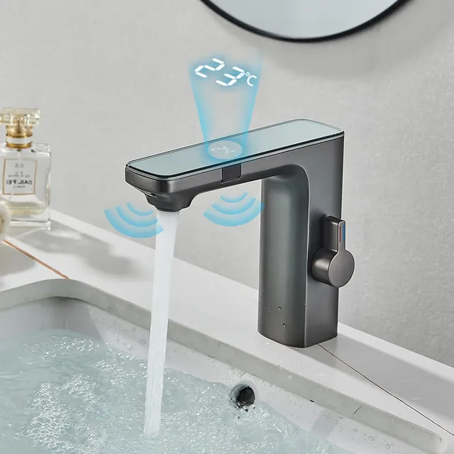 Robinet de lavabo à capteur intelligent blanc – vue 3
