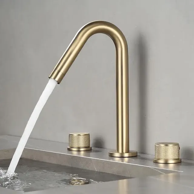 Robinet de lavabo en or brossé – vue 2
