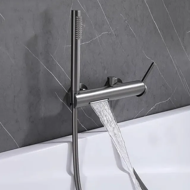 Robinet de baignoire en laiton cascade or brossé – vue 2