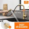 Robinets d'évier de cuisine tactile or brossé – vue 3