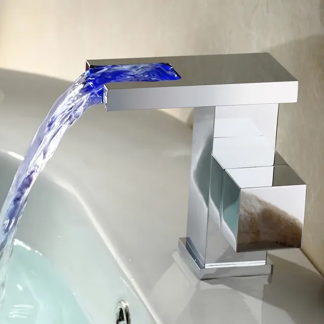 Robinet de lavabo noir LED de luxe – vue 3