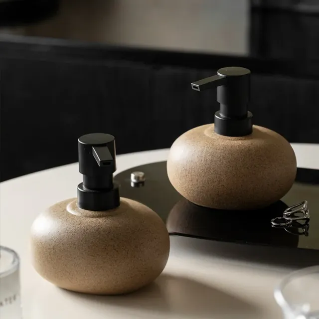 Bouteille de Lotion en céramique nordique