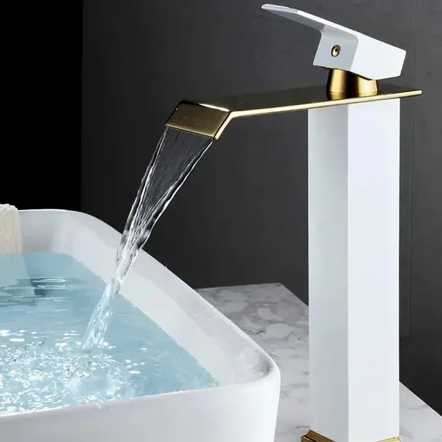 Robinet de lavabo chaud et froid – vue 7
