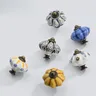 Lot quatre boutons céramique émaillée blanche bombée… – vue 5
