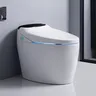 Ensemble de toilettes intelligentes modernes – vue 6