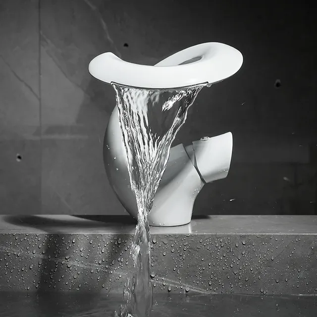 Robinet mitigeur d'évier de salle de bains – vue 3