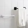 Porte-serviettes sur porte – vue 1