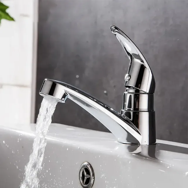 Robinet de lavabo simple – vue 3