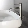 Robinet de lavabo de salle de bains en or brossé – vue 6
