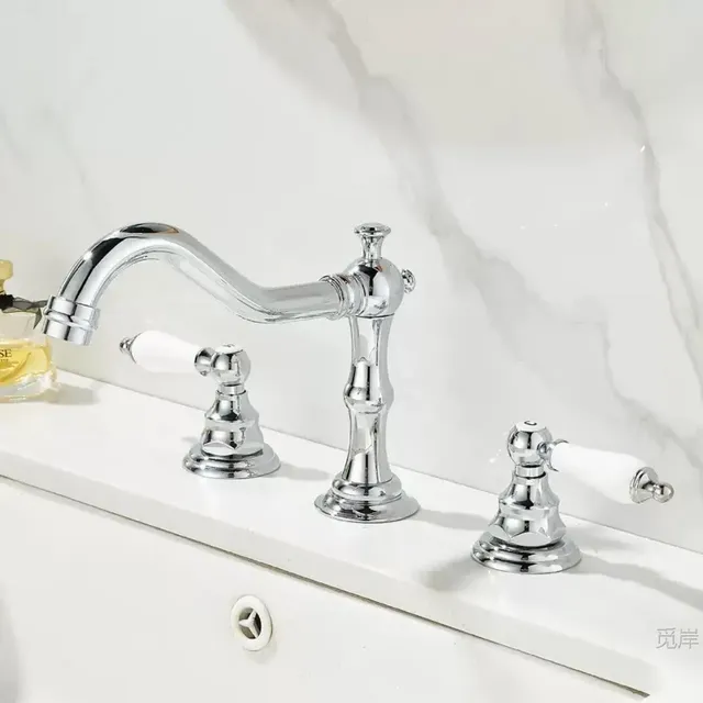 Robinet d'eau chaude et froide de luxe – vue 4