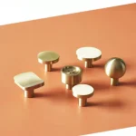 Boutons de cuisine d&rsquo;armoire en laiton massif moderne, boutons de commode de tiroir de meubles en or, poignées de porte de placard-1Pack