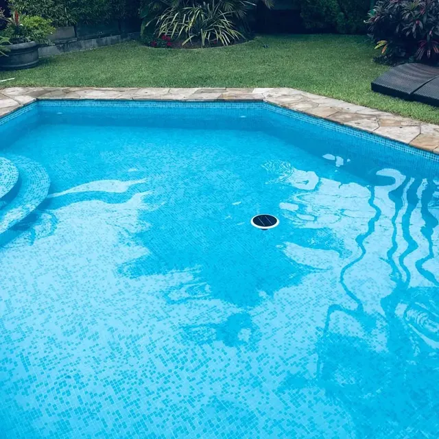 Purificateur de filtre à eau ioniseur solaire pour piscine – vue 2