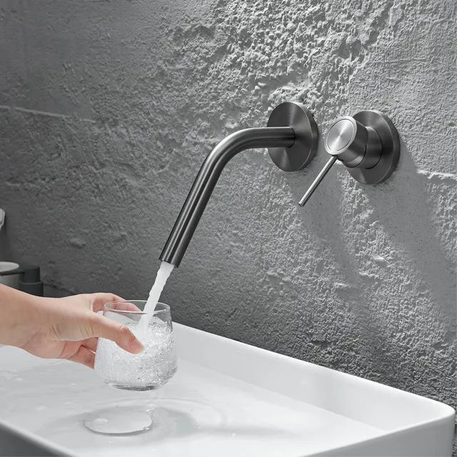 Plan de salle de bain mural en laiton de luxe – vue 3