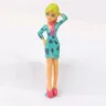 Figurines de belles filles en PVC – vue 6
