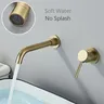 Robinet de lavabo en or brossé/noir – vue 4
