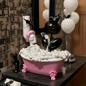 Décor fantôme de baignoire rose, Figurine en résine de squelette gothique mignon, ornement d’halloween effrayant pour salle de bain Décor fantôme de baignoire rose, Figurine en résine de squelette gothique mignon, ornement d’halloween effrayant pour salle de bain