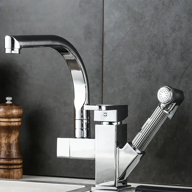 Robinet de cuisine avec pistolet de pulvérisation – vue 2