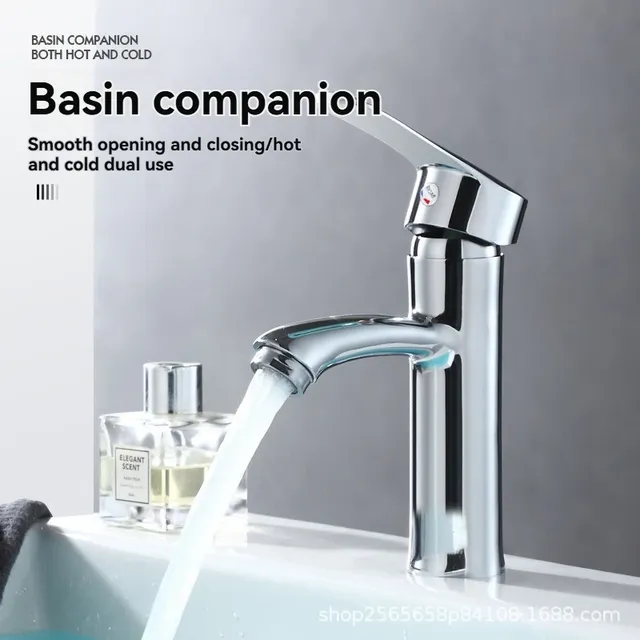 Robinet de lavabo chromé – vue 2