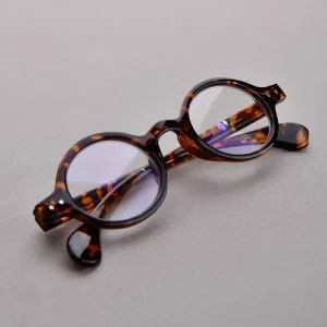 lunettes lecture ovale rétro écaille tortue acétate branches épaisses charnières rivetées vintage verres antireflet filtre bleu confort presbytie
