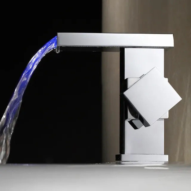 Robinet de lavabo noir LED de luxe – vue 2