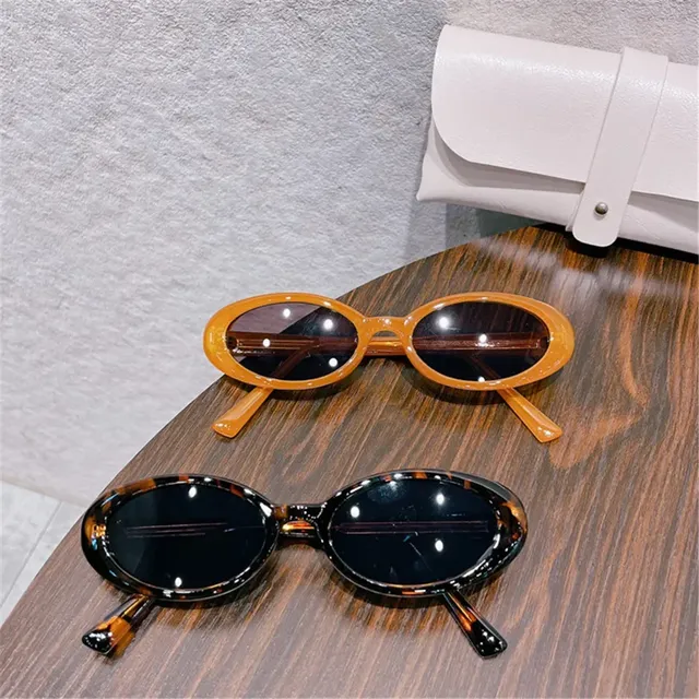 Lunettes transparentes à monture ovale – vue 4