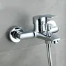 Ensemble de robinets de douche de salle de bains à trois… – vue 1