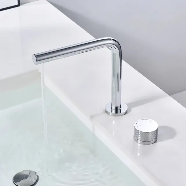 Robinet de salle de bains en or brossé – vue 6