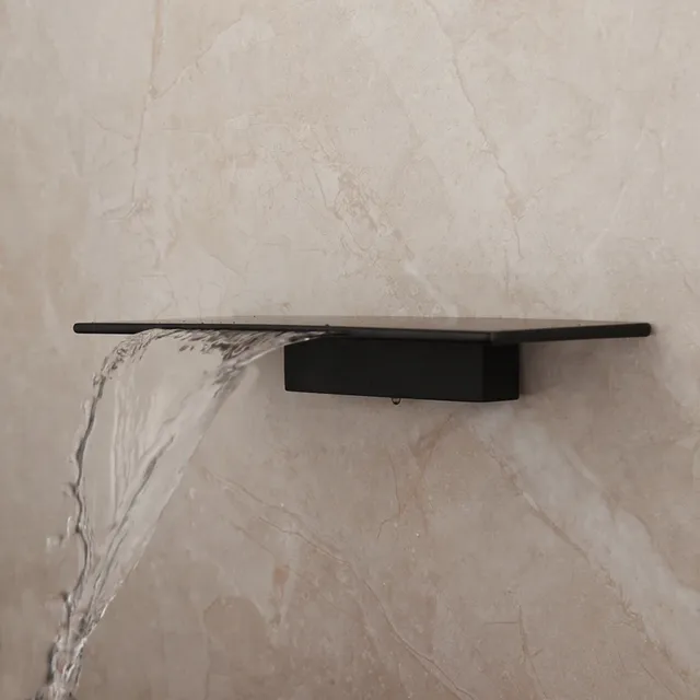 Robinet Cascade Mural en Laiton Solide – vue 3