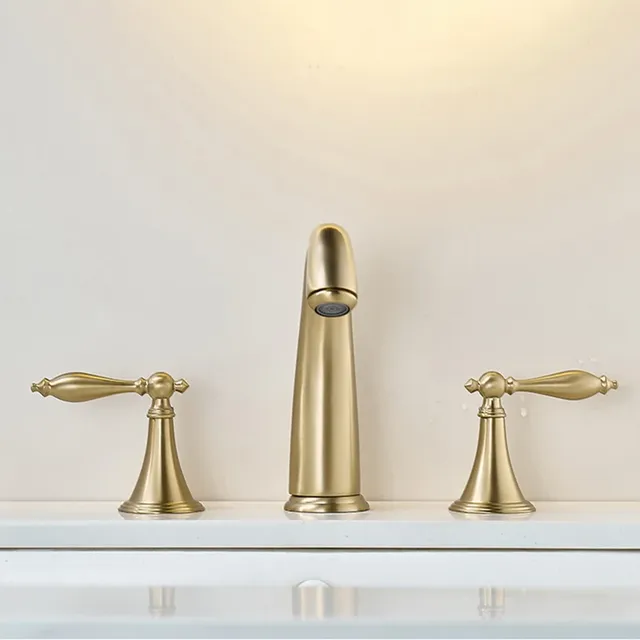 Robinet de lavabo en or brossé – vue 6