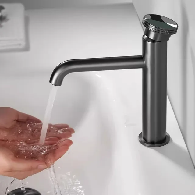 Robinet mitigeur d'eau chaude et froide – vue 6