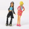 Figurines de belles filles en PVC – vue 4